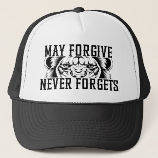 May vergeben T - Shirt Truckerkappe