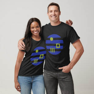 Mazipoodles im grünen T - Shirt der Marine des Mon