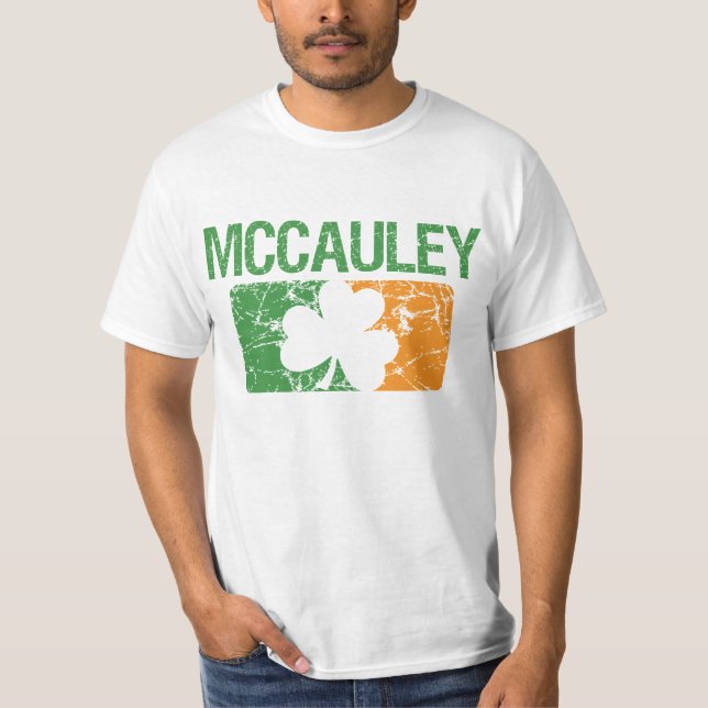 Mccauley Familienname-Klee T-Shirt (Vorderseite)