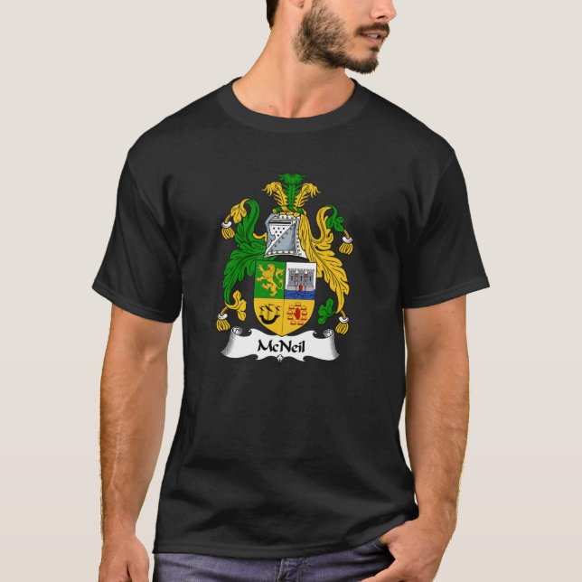 McNeil Coat of Arms McNeil Familienwappen T-Shirt (Vorderseite)