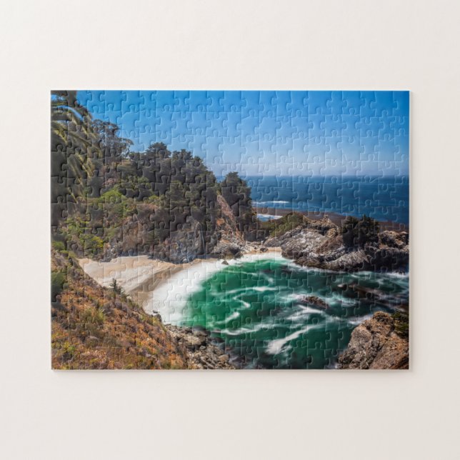 Mcway Falls in Julia Pfeiffer Burns Staat Park Puzzle (Horizontal)