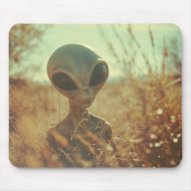 Meadow Alien Mousepad (Vorne)