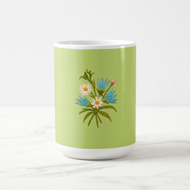 Meadow Flowers Embroidery – Botanical Fantasy Cozy Kaffeetasse (Mittel)