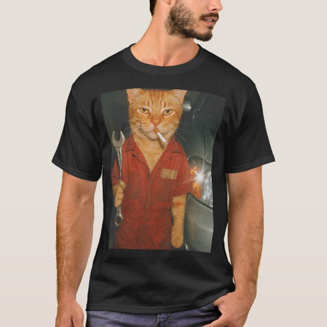 Mechanic Smoking Cat Meme T-Shirt (Vorderseite)