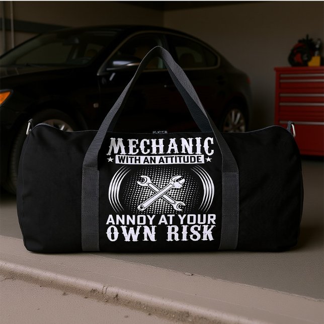 Mechaniker mit einer Einstellung Duffle Bag (Von Creator hochgeladen)