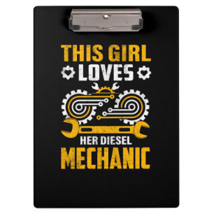 MechanikerDieses Mädchen liebt ihren Mechaniker Klemmbrett