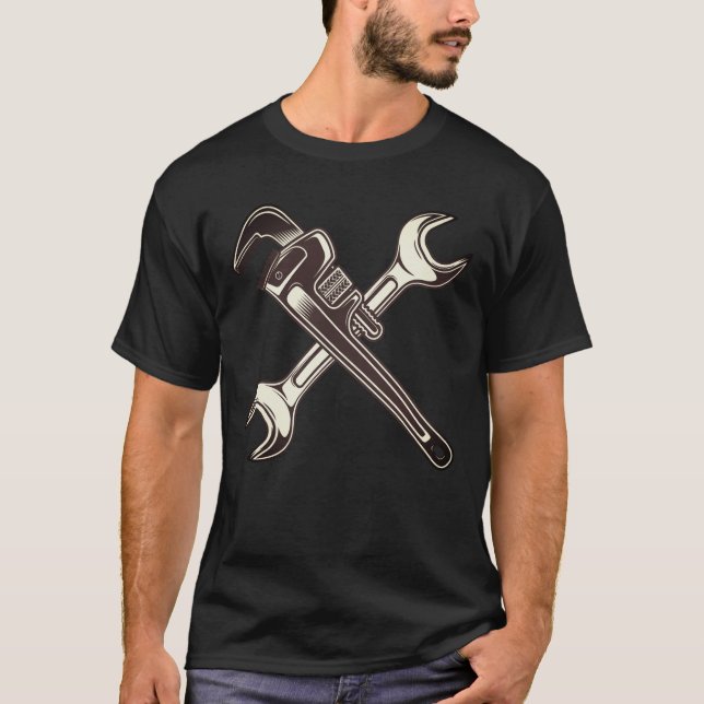 Mechanischer Spanner mit Bauklammerschlüssel T-Shirt (Vorderseite)