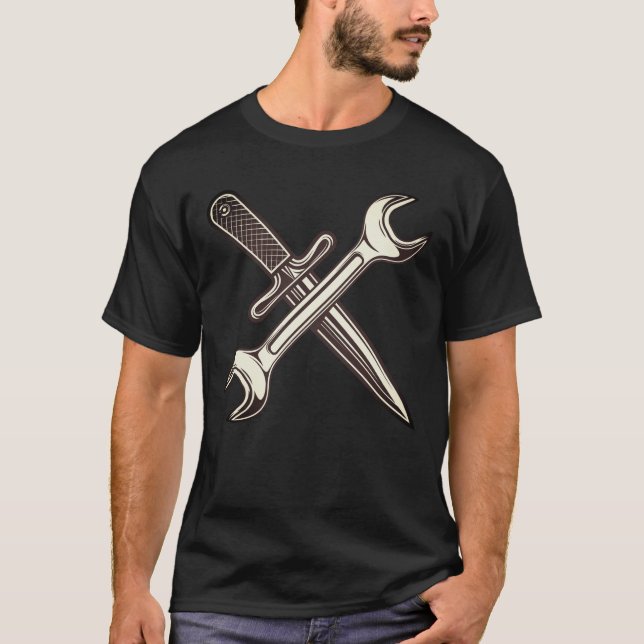 Mechanischer Spanner mit Daggermesser T-Shirt (Vorderseite)