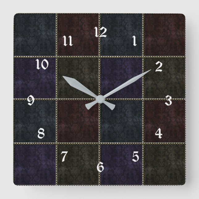 Medieval Damask Gold Stitched Block Gothic Clock Quadratische Wanduhr (Vorderseite)