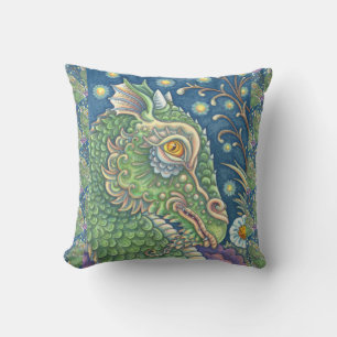 MEDIEVAL DRAGON HEAD PORTRAIT, WHIMSICAL FANTASY KISSEN
