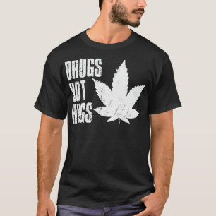 Medikamente behindern nicht den Vintagen weißen Te T-Shirt