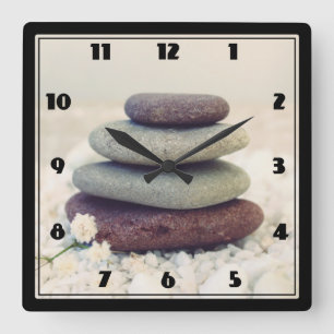 Meditative Cairn für Gesteinsteine Quadratische Wanduhr