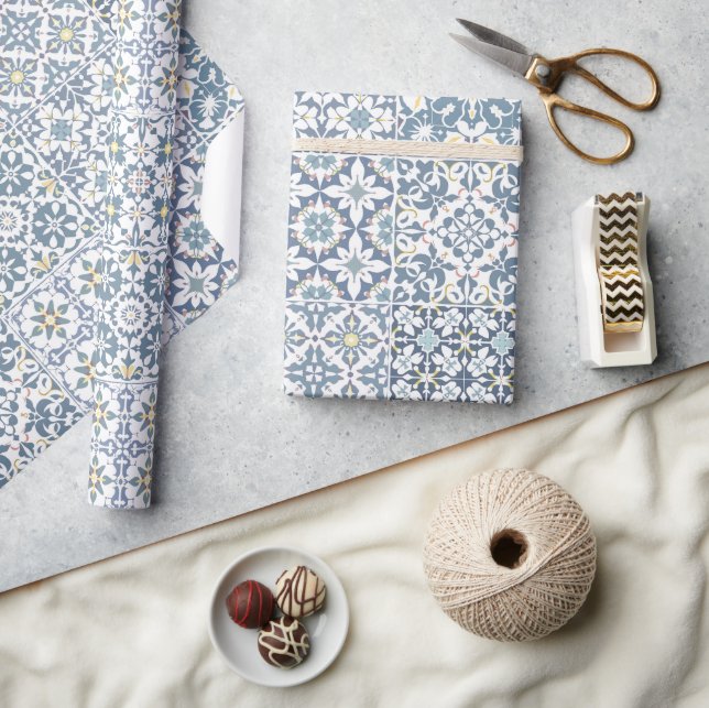 Mediterranean Tiles, Moroccan, Majolica, Azulejo Geschenkpapier (Kunsthandwerk)
