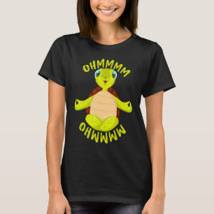 Meditierender lustiger kleiner süßer Yoga-Schildkr T-Shirt