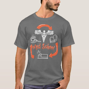 Medizinische Uni der Hauptschule Geschenk 1 T-Shirt