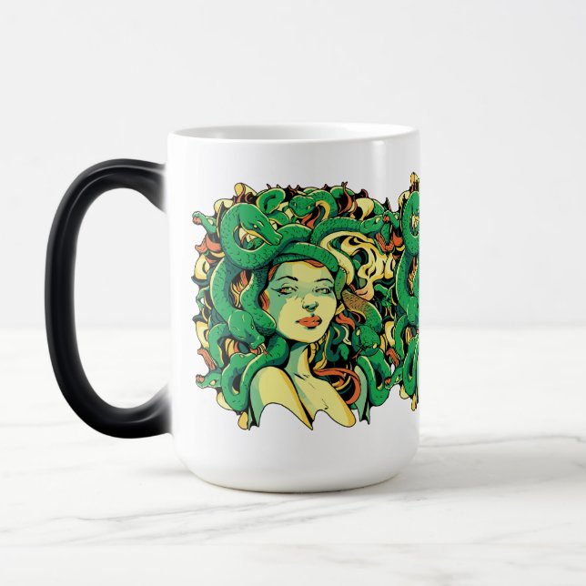 Medusa #03 verwandlungstasse (Links)