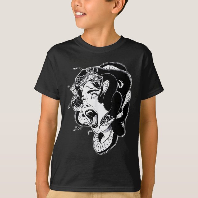 Medusa Blackwork Tattoo Flash T-Shirt (Vorderseite)