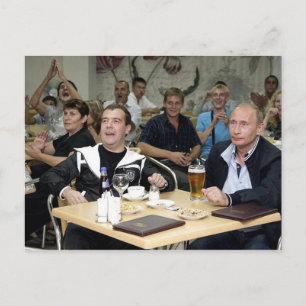 MEdvedev und Putin Party Postkarte