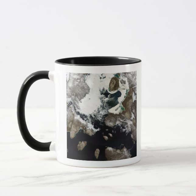 Meereis und Sedimente in Nunavut, Kanada Tasse (Links)
