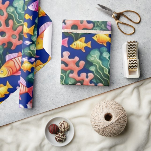 Meereslebewesen Fischkorallen Sommervibes Packpapi Geschenkpapier (Kunsthandwerk)