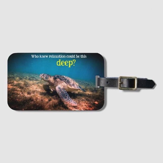 Meeresschildkröten entspannen unter Wasser Gepäckanhänger (Vorderseite (Horizontal))