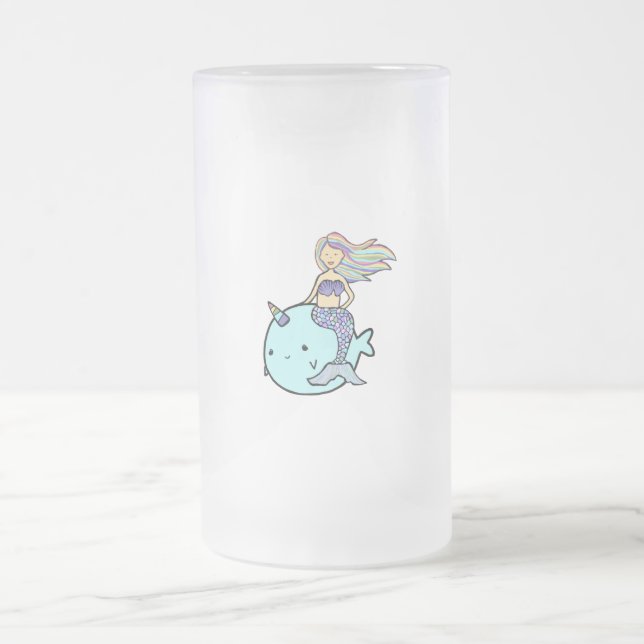 Meerjungfrau mit Rainbow Hair Riding Pet Narwal Mattglas Bierglas (Mittel)
