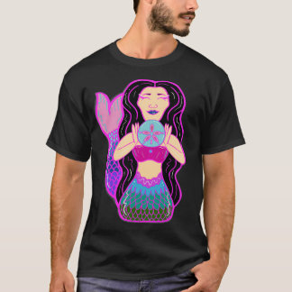 Meerjungfrau mit Sand Dollar 1 T-Shirt
