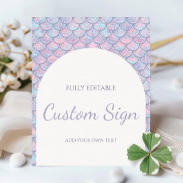 Meerjungfrau unter dem Geburtstagspartei-Zeichen Sockelschild