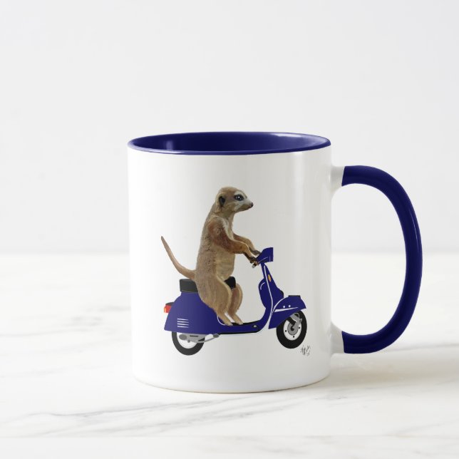 Meerkat auf Dark Blue Moped Tasse (Rechts)