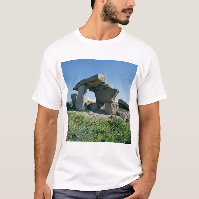 Megalith, prähistorisch T-Shirt (Vorderseite)