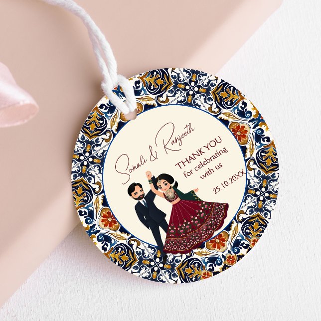 Mehndi und sangeet indische Hochzeit danke Ihnen f Geschenkanhänger (Mehndi and sangeet Indian wedding customized thank you favor Favor Tags with a cute cartoon couple)