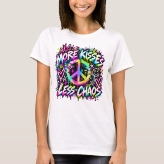 Mehr Küsse weniger Chaos Graffiti Friedenszeichen T-Shirt