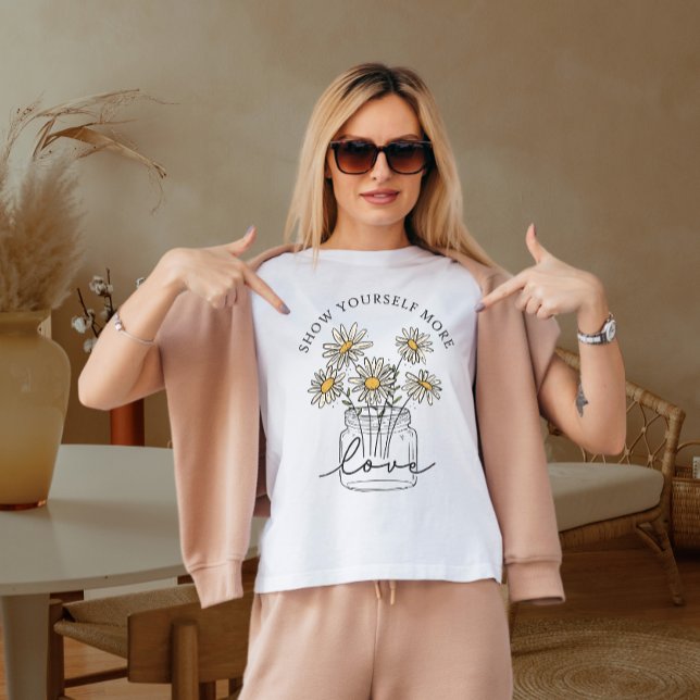 Mehr Liebe zeigen T-Shirt (Von Creator hochgeladen)