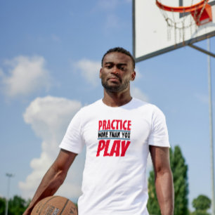 Mehr praktizieren Motivierend Phrase Red Typogra T-Shirt