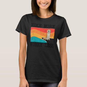 Mehr Sorgen weniger Akita Grafik Wandern T-Shirt