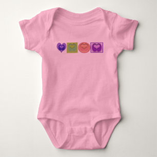 Mehrere Herzen & Farben Baby Strampler
