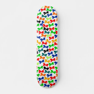Mehrfarbige Schmetterlinge Skateboard