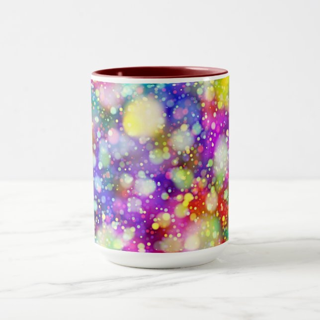 Mehrfarbige Tasse mit zwei Tönen. (Zentrum)