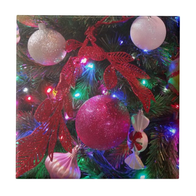 Mehrfarbiger Weihnachtsbaum Bunter Feiertag Fliese (Vorderseite)