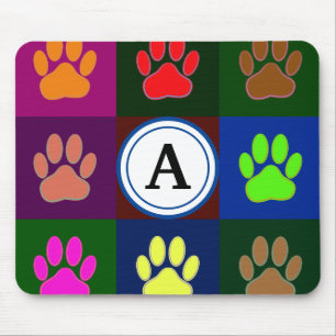 Mehrfarbiges Dog PW Druckmuster mit Monogramm Mousepad