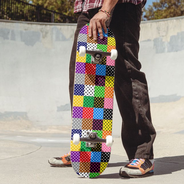 mehrfarbiges Patchwork Quilt Polka Dots Skateboard (Von Creator hochgeladen)