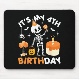Mein 4. Geburtstag-lustiges Halloween-Skelett 4. G Mousepad