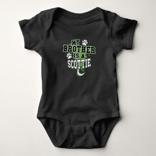 Mein Bruder ist ein schottischer Funny Baby Strampler