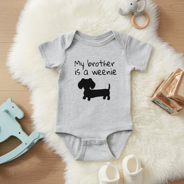 Mein Bruder ist ein Würstchen - Dackel Dog Baby Ge Baby Strampler (My Brother is a Weenie Dachshund baby one piece outfit - great for baby showers and new mom gifts)