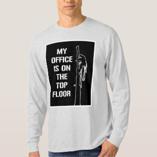 ` Mein Büro ist auf dem Dachgeschosse' weißer T-Shirt