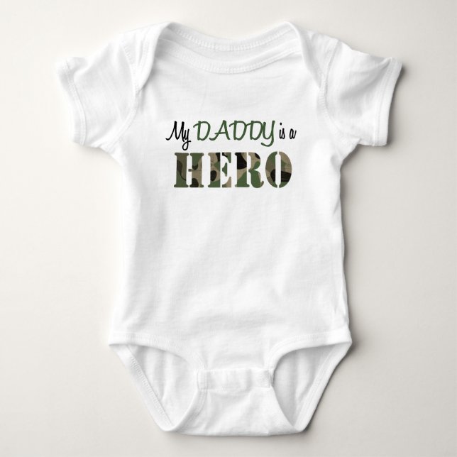 Mein DADDY ist ein HERO Baby Strampler (Vorderseite)