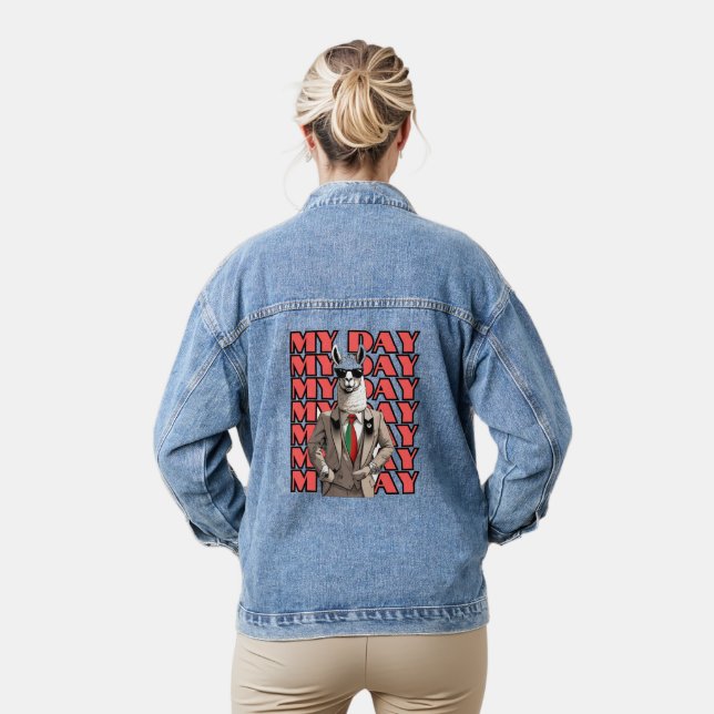 Mein Day Llama in Gucci Inspo Red Black Beige Desi Jeansjacke (Modell)
