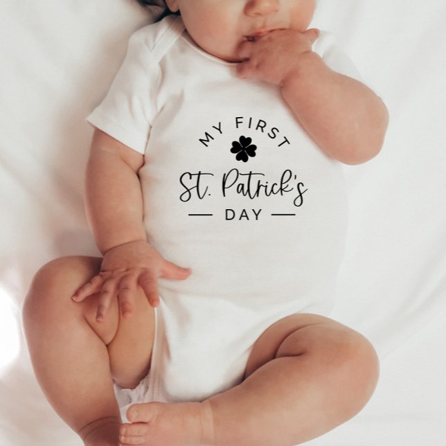 Mein erster Patricks Day Baby Bodysuit Strampler (Von Creator hochgeladen)