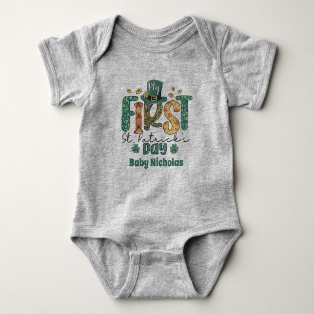 Mein erstes St Patricks Day Fun Baby Geschenk Iris Baby Strampler (Vorderseite)