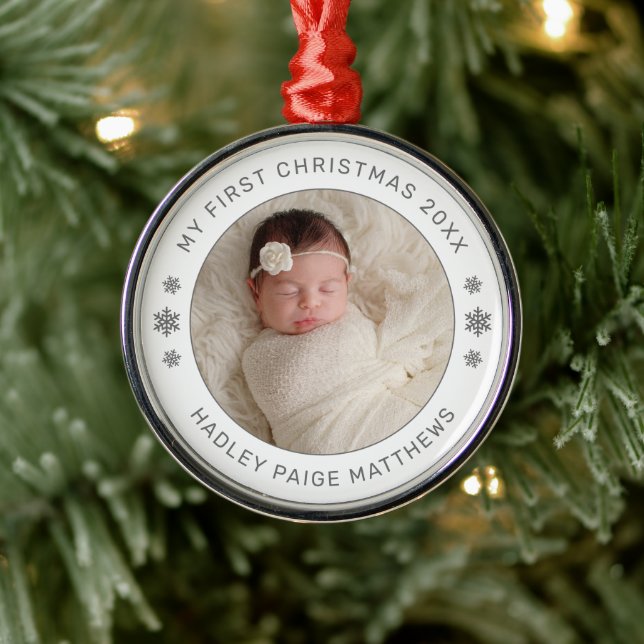 Mein erstes White Personalisiert Baby Foto zu Weih Ornament Aus Metall (Baum)
